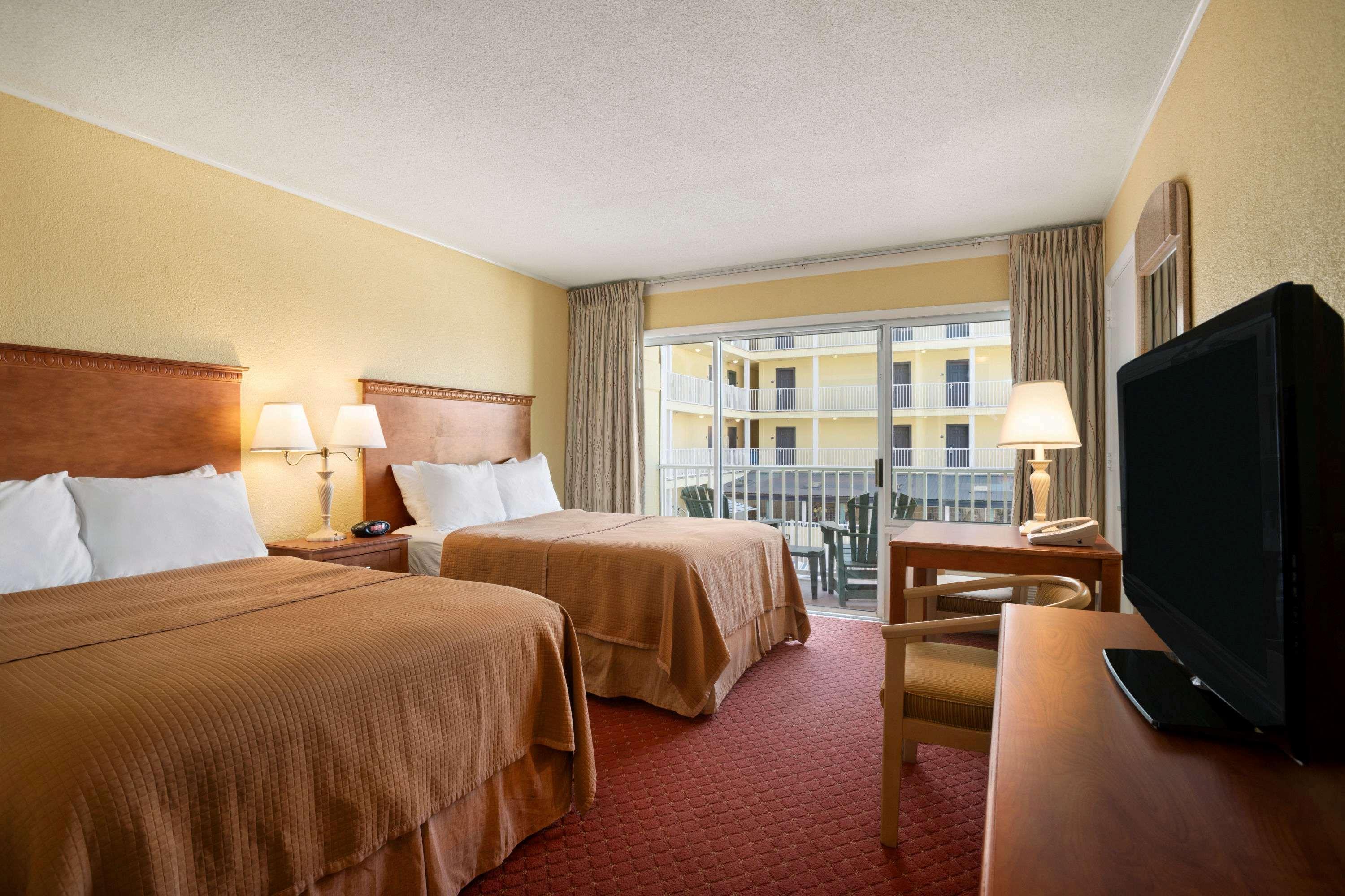 Howard Johnson By Wyndham Ocean City Oceanfront Bagian luar foto