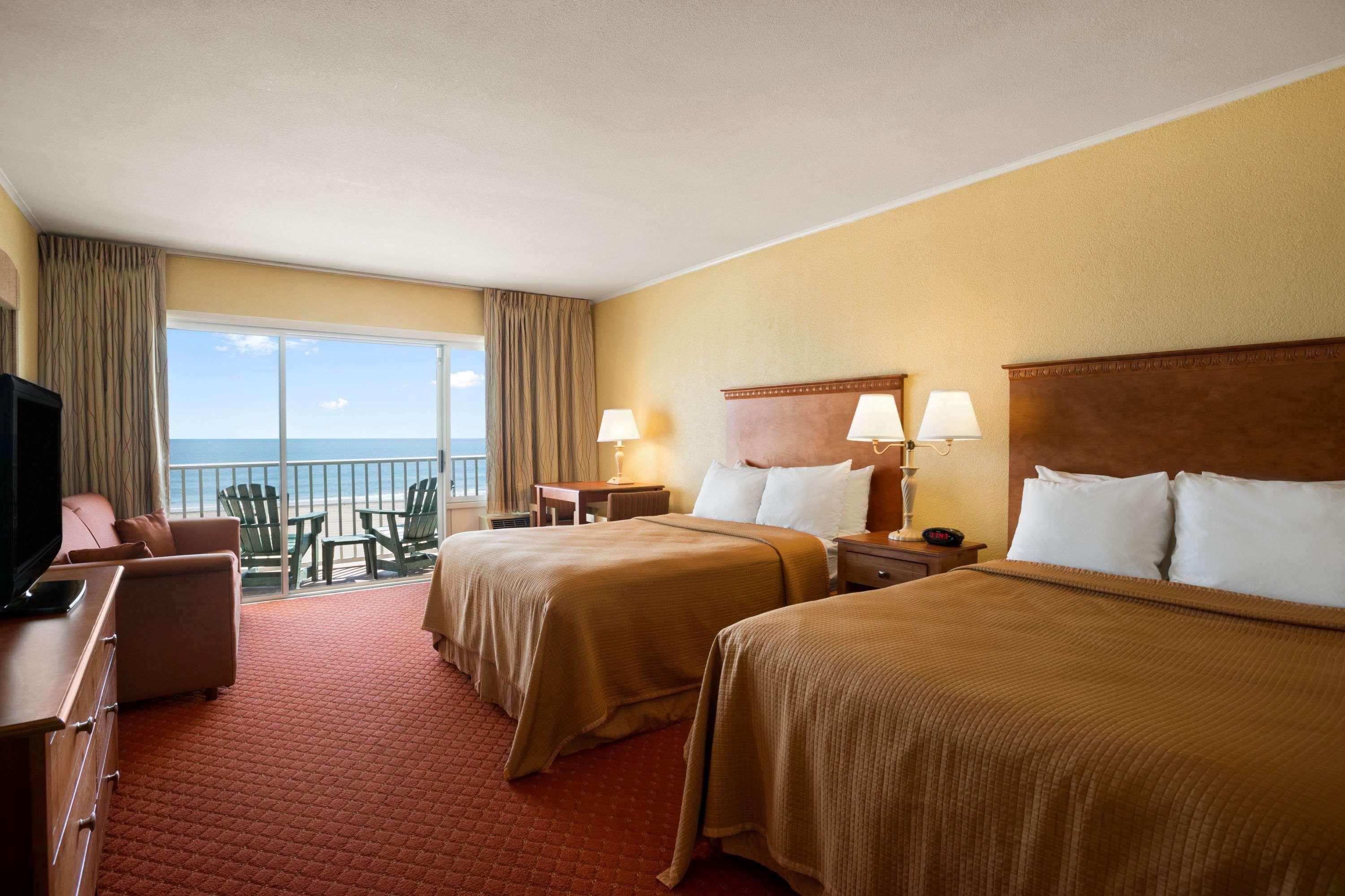 Howard Johnson By Wyndham Ocean City Oceanfront Bagian luar foto
