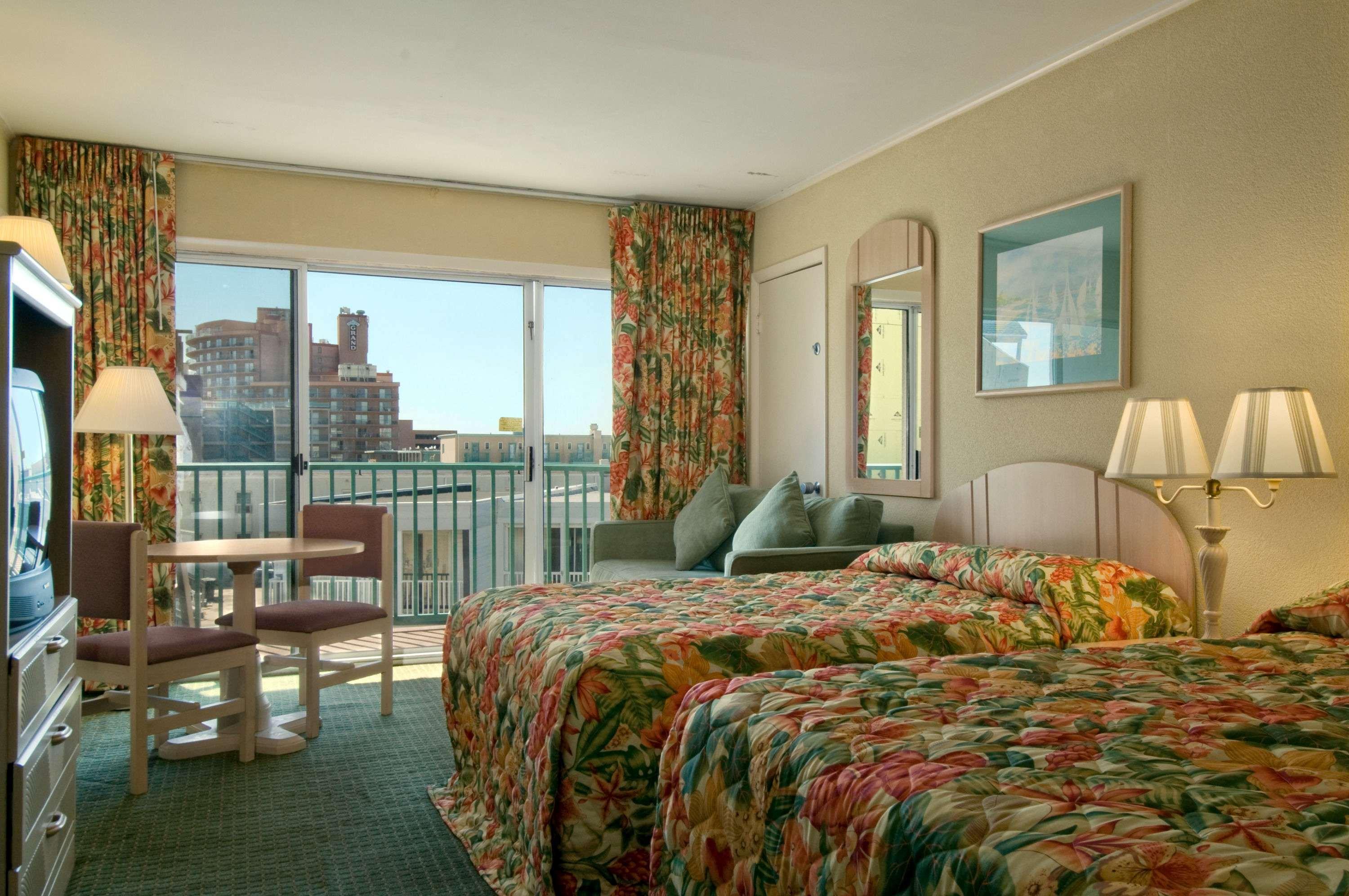 Howard Johnson By Wyndham Ocean City Oceanfront Bagian luar foto