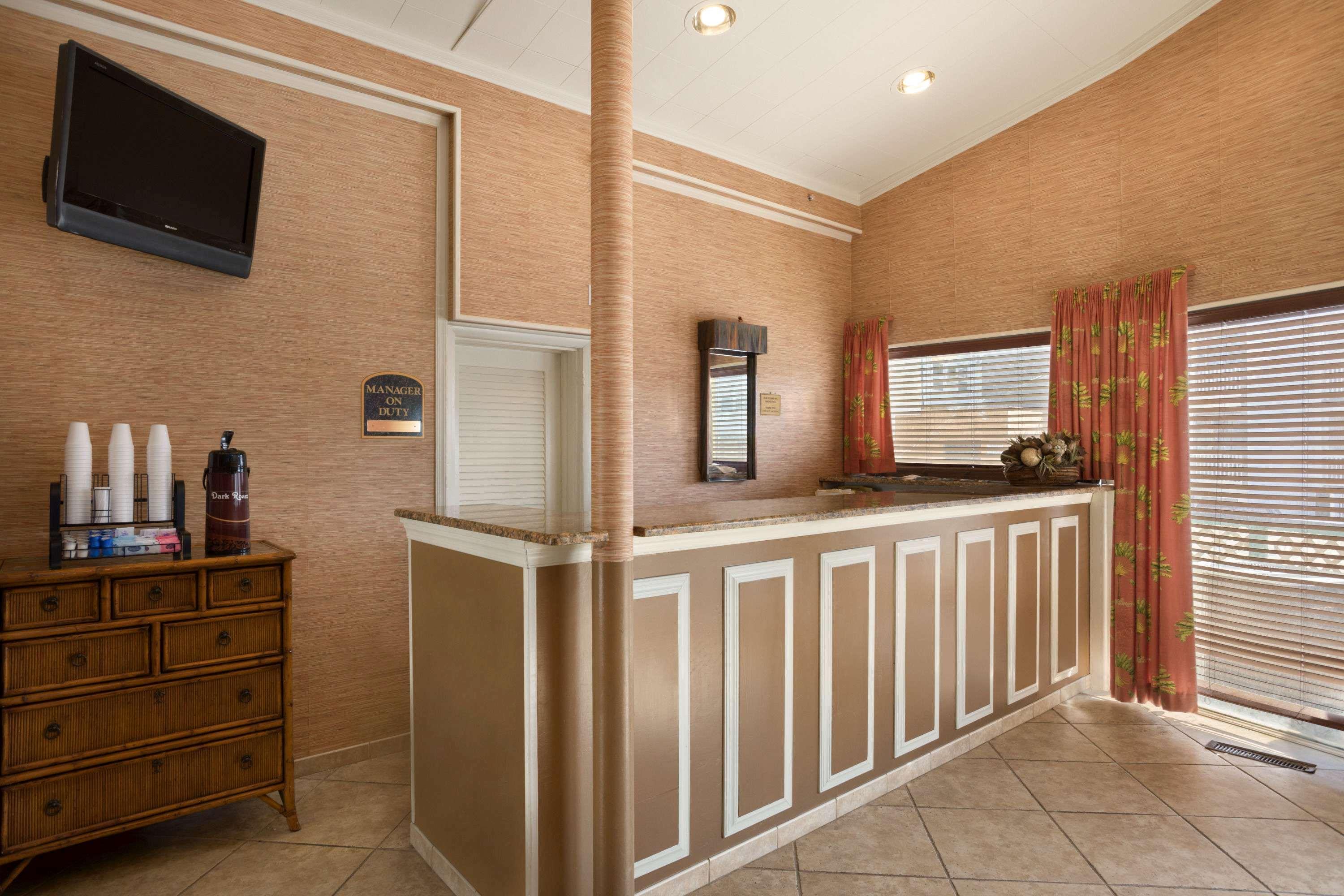 Howard Johnson By Wyndham Ocean City Oceanfront Bagian luar foto
