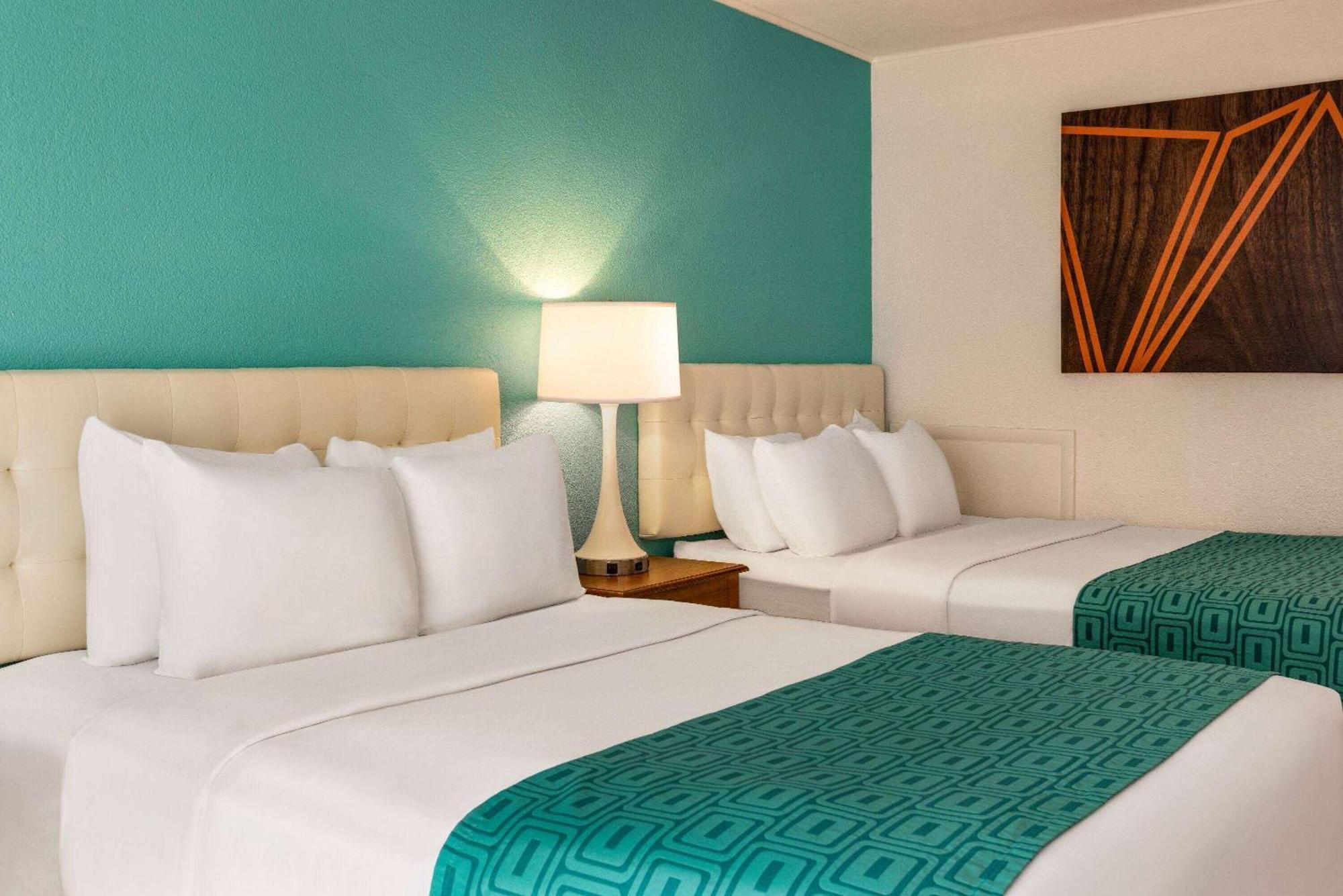 Howard Johnson By Wyndham Ocean City Oceanfront Bagian luar foto