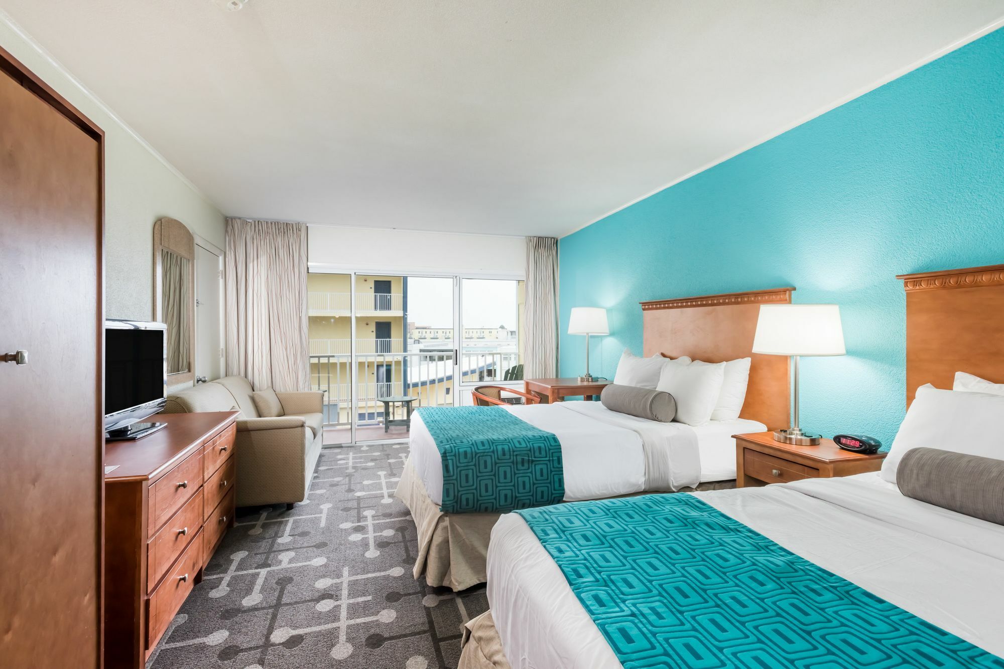 Howard Johnson By Wyndham Ocean City Oceanfront Bagian luar foto